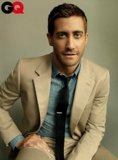 Chambray: Good enough for Jake Gyllenhaal. Good enough for you.